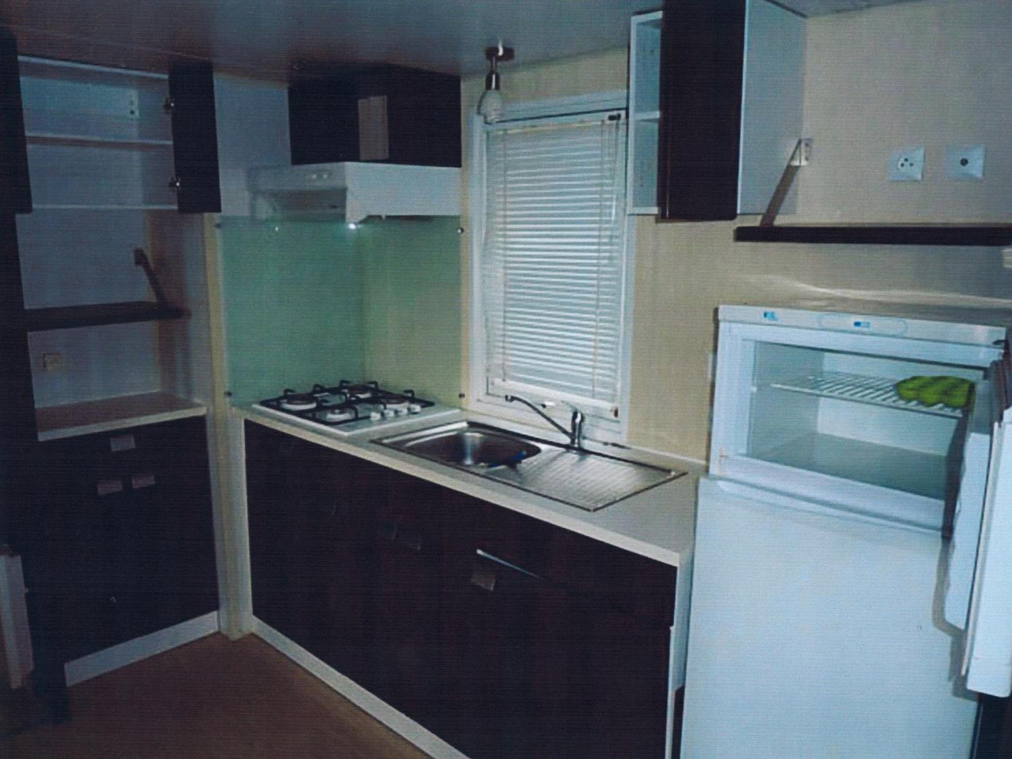 Camping Paradis Bellerive Montfrin Стая снимка